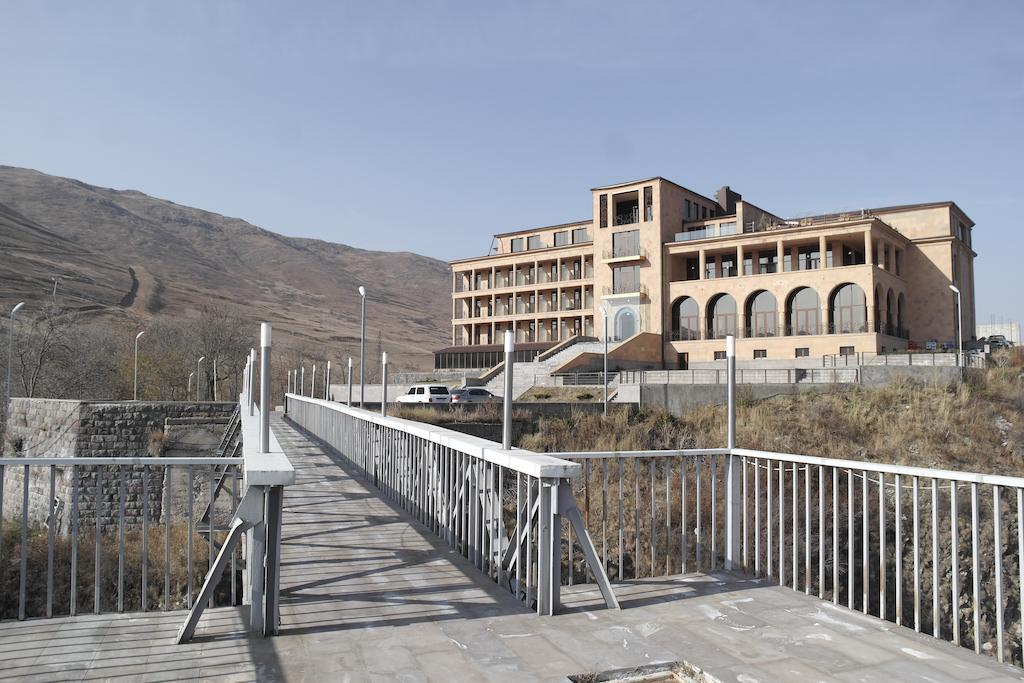 Akhtamar Hotel Cjsc Arzakan Extérieur photo