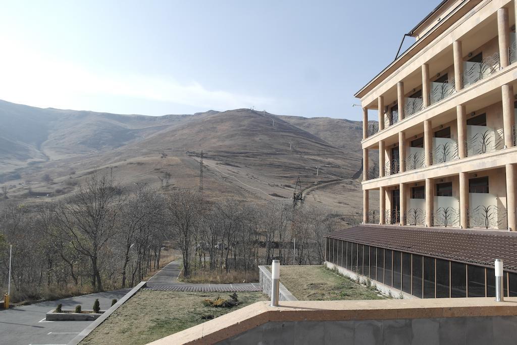 Akhtamar Hotel Cjsc Arzakan Extérieur photo