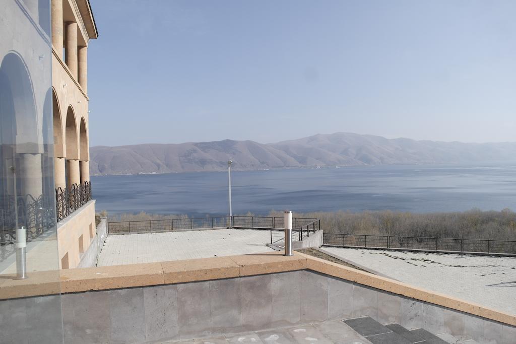 Akhtamar Hotel Cjsc Arzakan Extérieur photo
